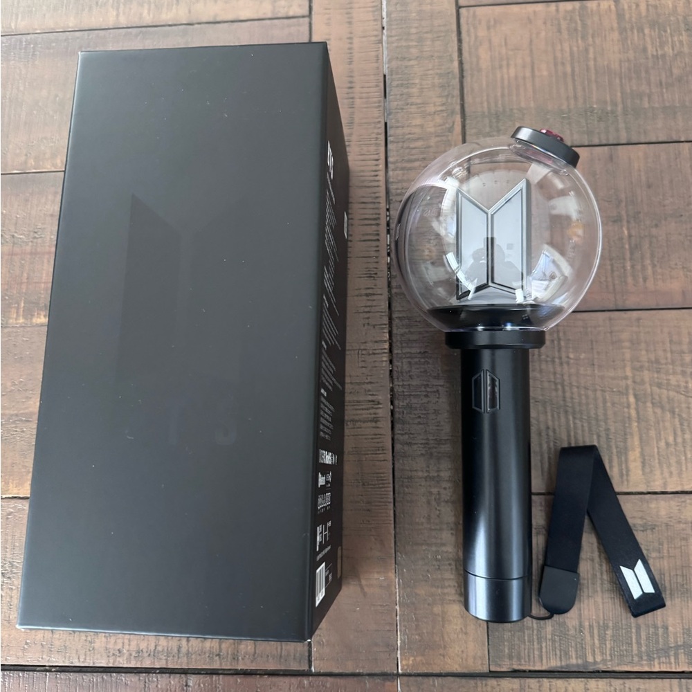 BTS Official Light Stick (Army Bomb) - Black